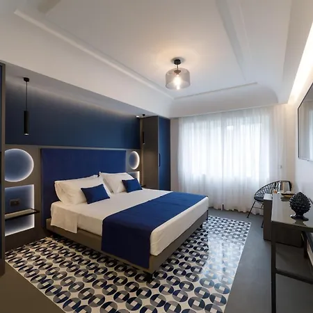 Akyra Σορέντο